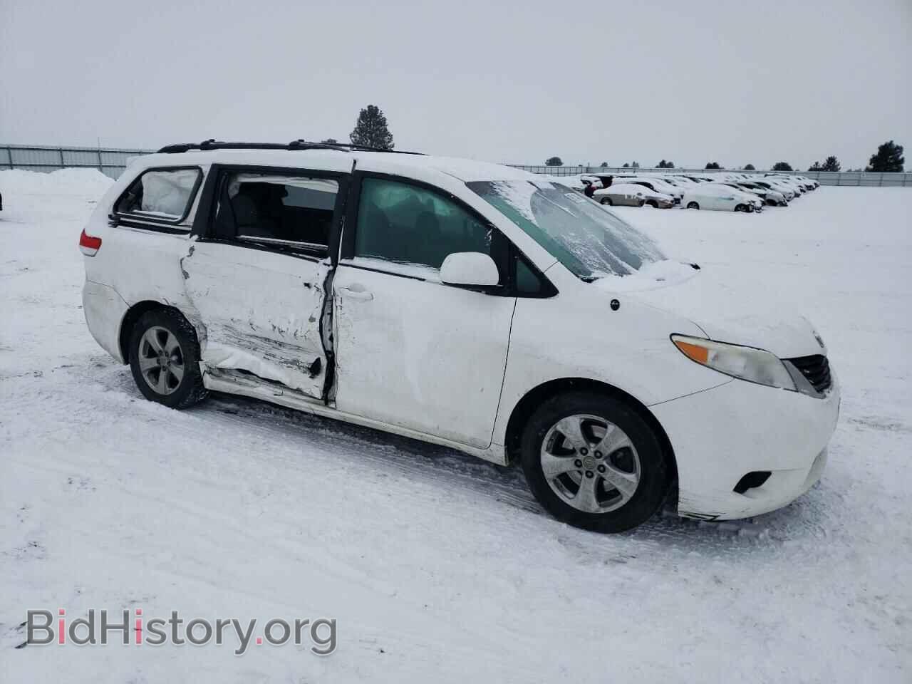 2011 TOYOTA All Models - VIN: 5TDKK3DC5BS030328 - Photo 4
