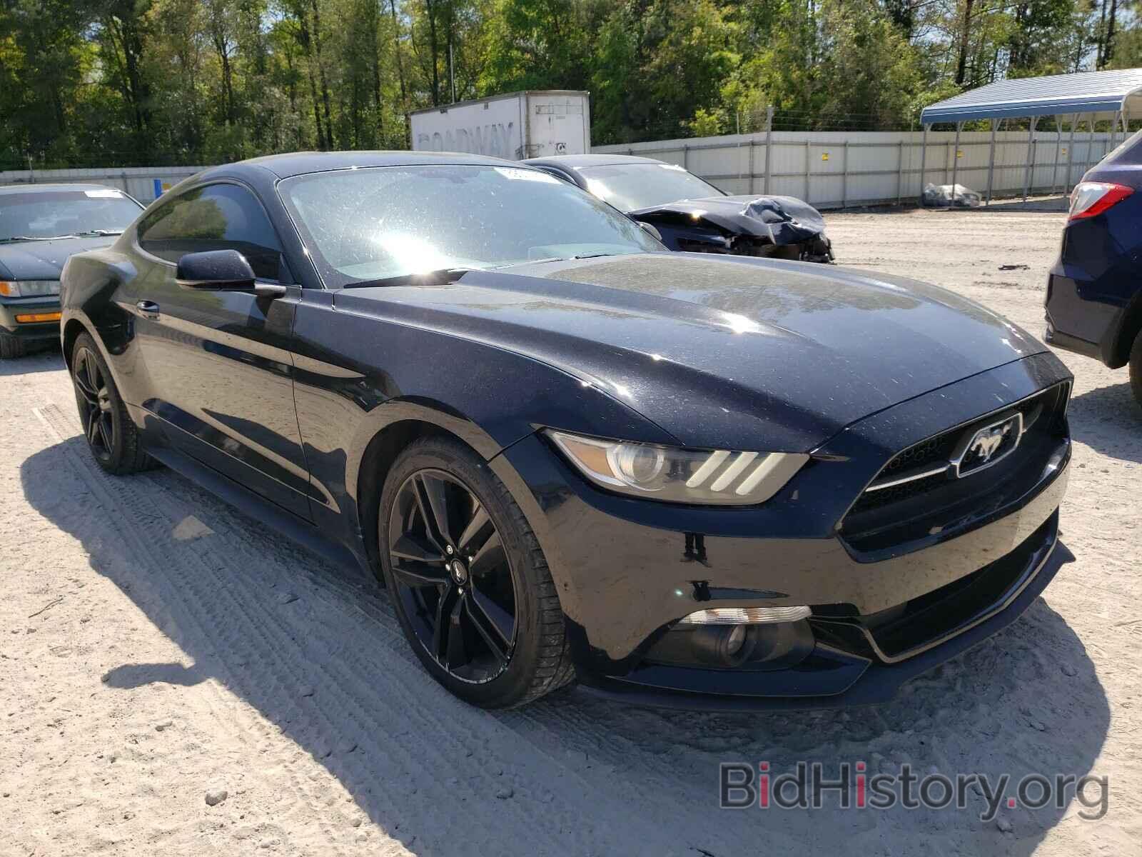 Photo 1FA6P8TH5F5354717 - FORD MUSTANG 2015
