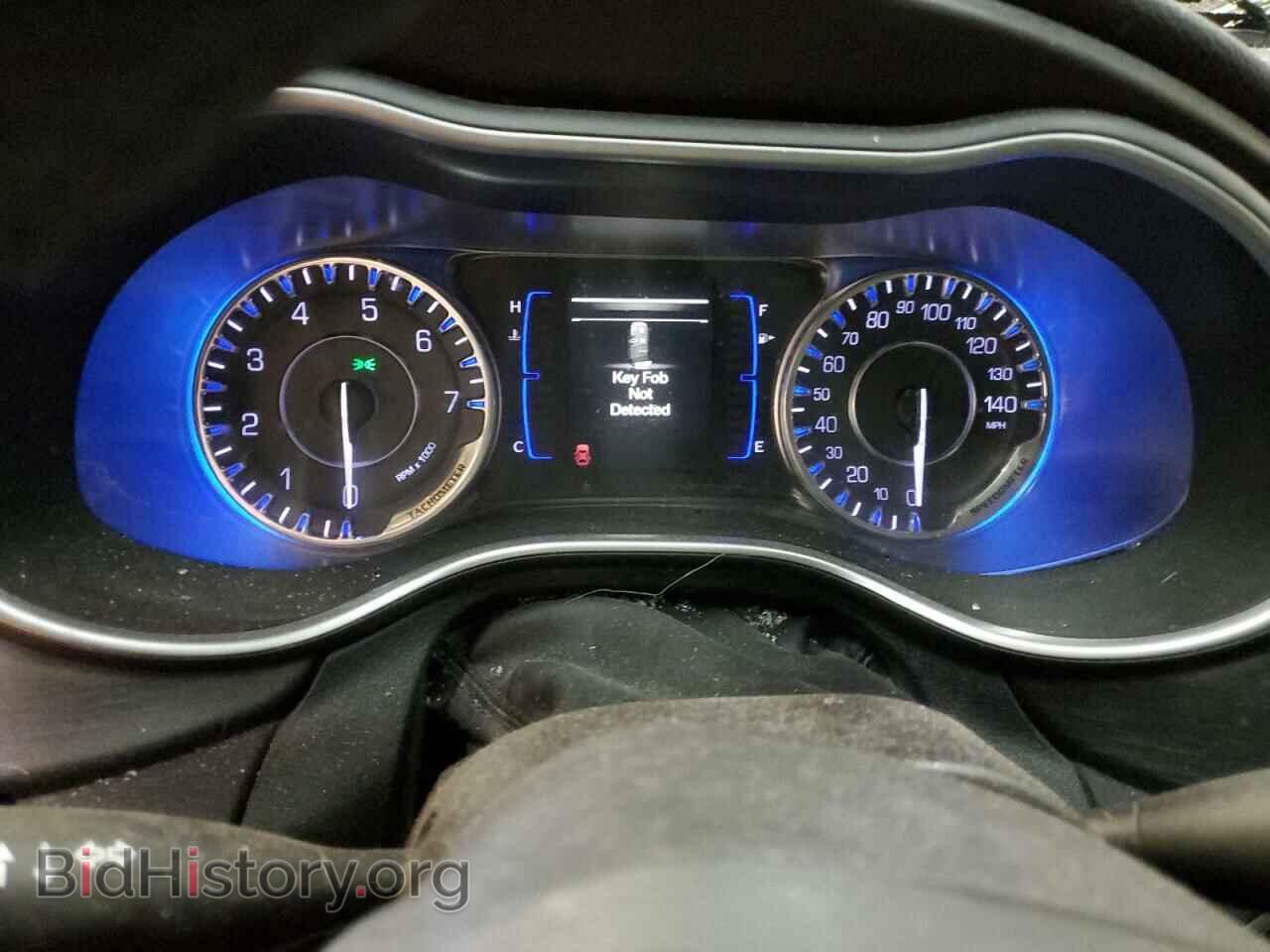 2016 CHRYSLER 200 - VIN: 1C3CCCAB5GN127575 - Фото 9