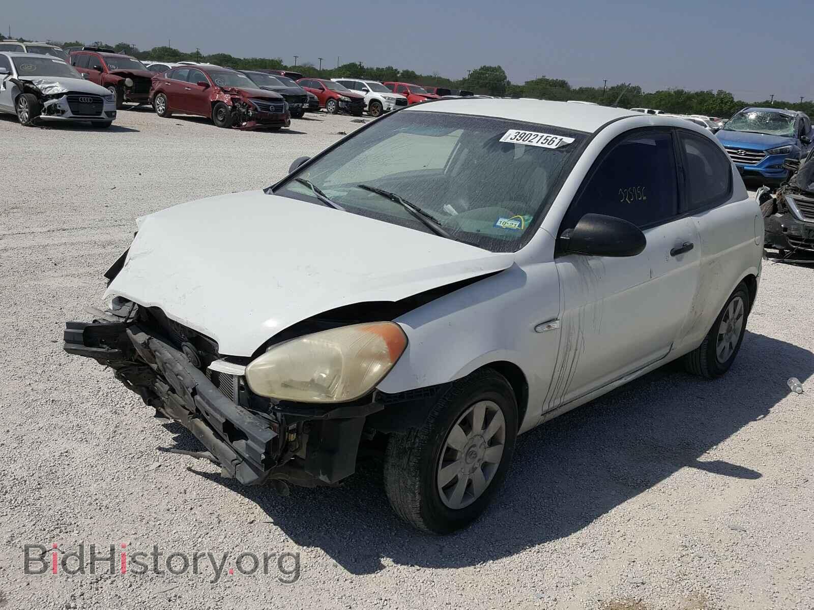 2007 HYUNDAI ACCENT - VIN: KMHCM36C07U051226 - Фото 2