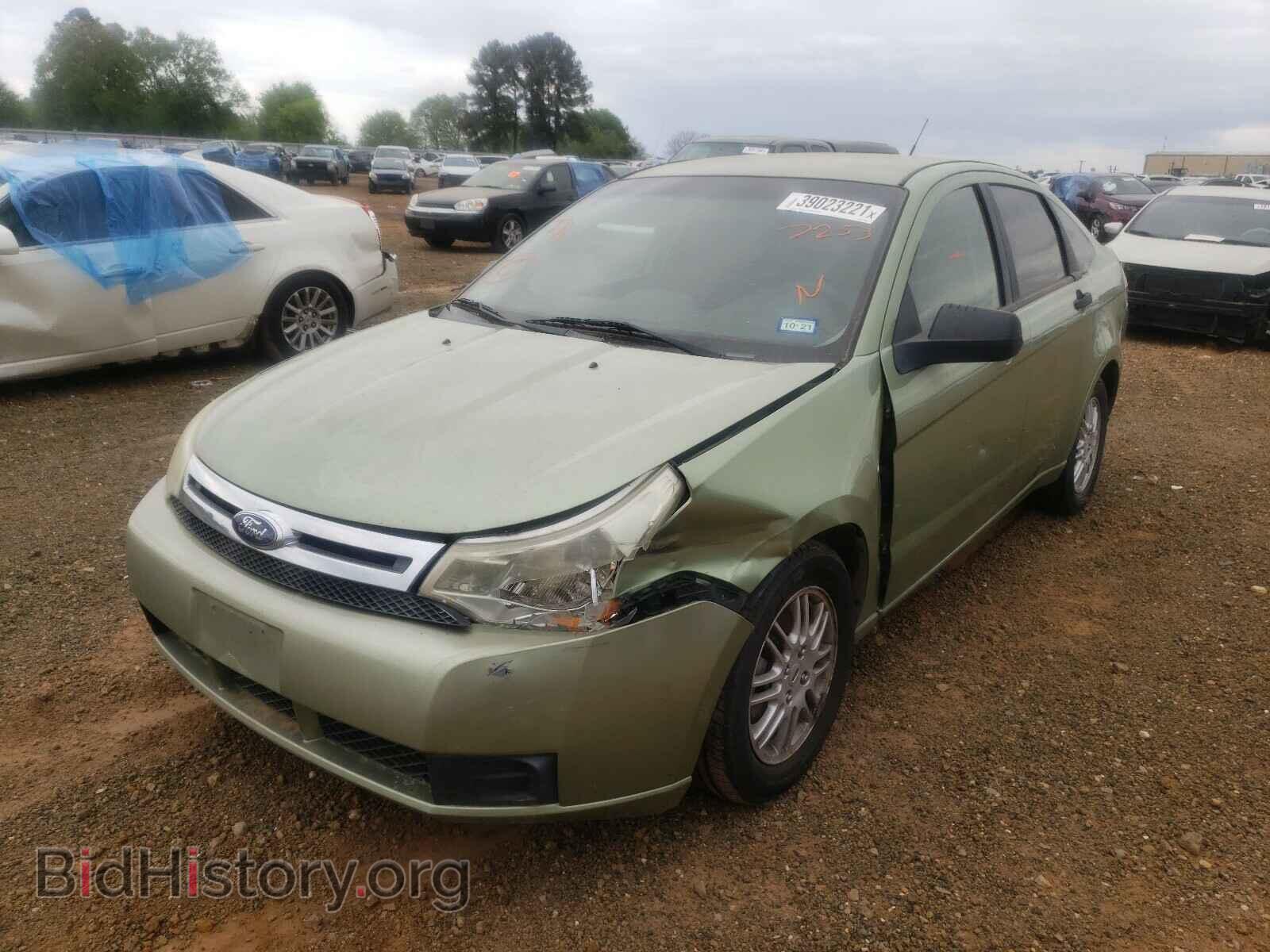 2008 FORD FOCUS - VIN: 1FAHP35N08W127253 - Фото 2