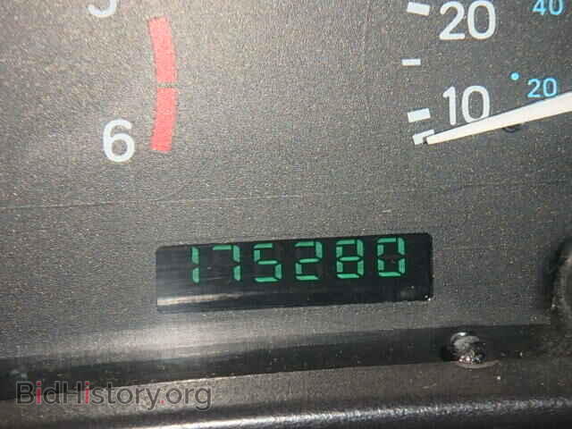 2000 JEEP WRANGLER - VIN: 1J4FA49S3YP707416 - Фото 8