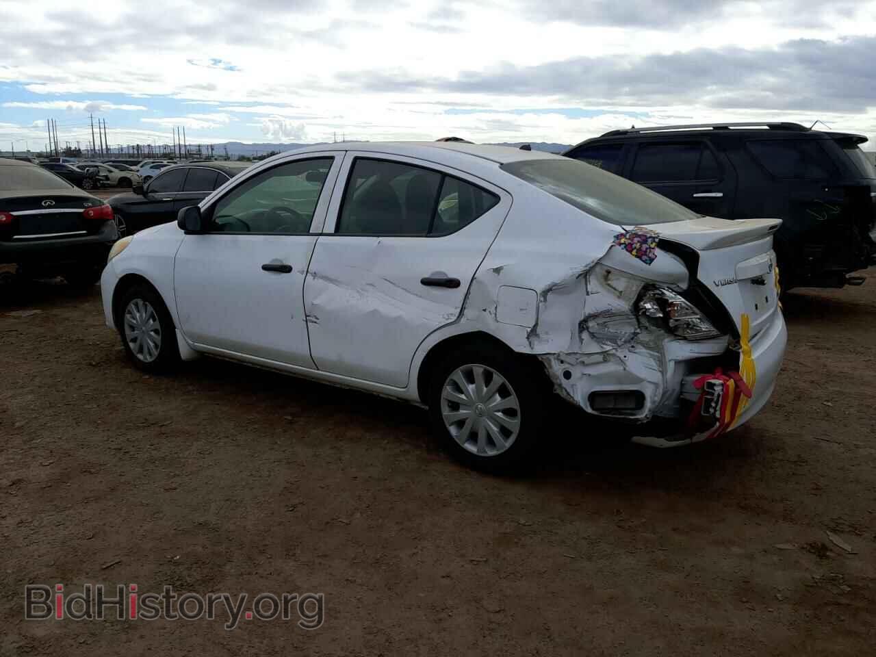 2014 NISSAN VERSA - VIN: 3N1CN7AP3EL812800 - Фото 2