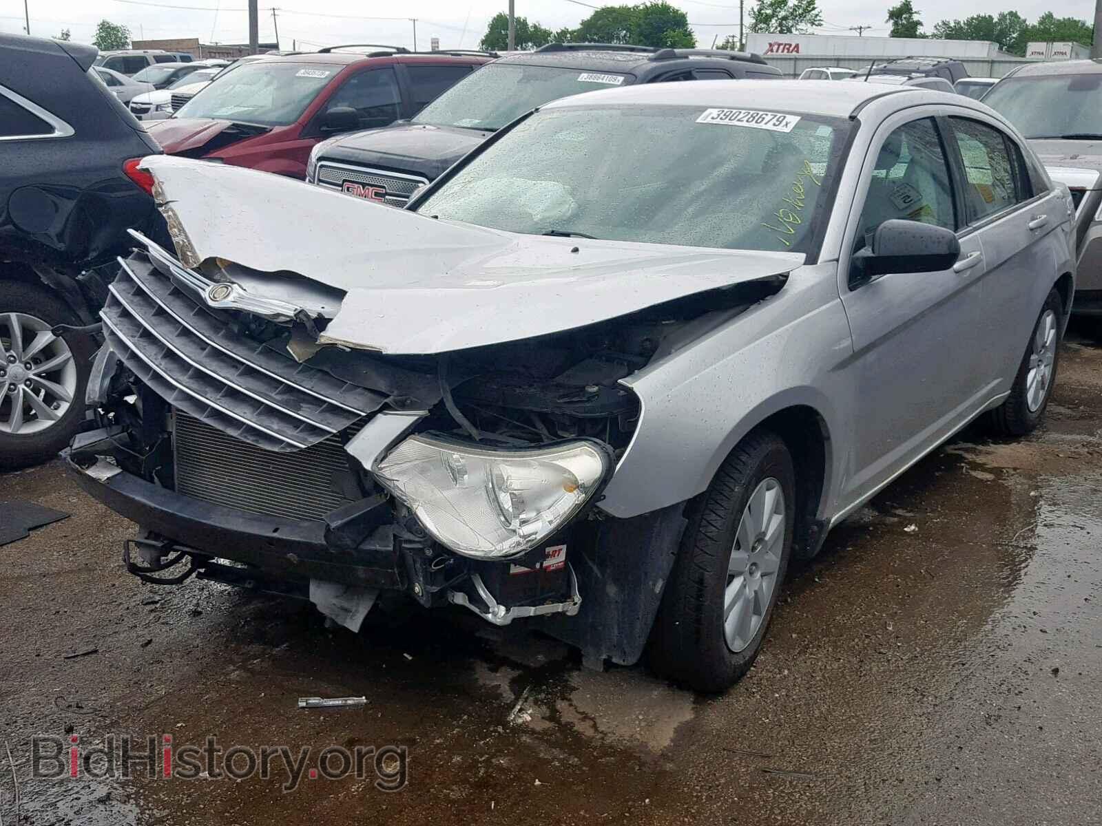 2010 CHRYSLER SEBRING - VIN: 1C3CC4FB3AN140427 - Фото 2