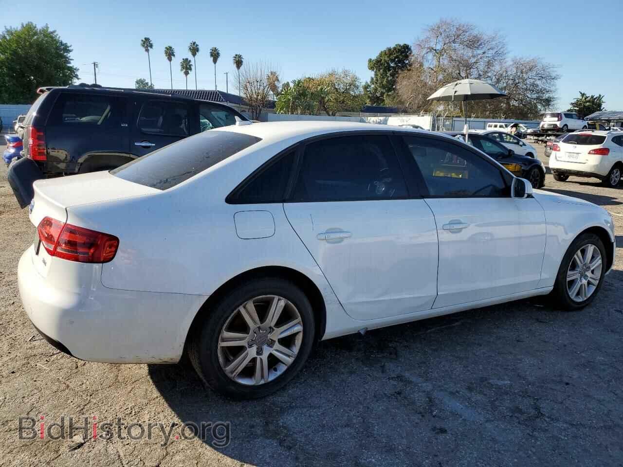 2010 AUDI A4 - VIN: WAUAFAFL5AN030820 - Фото 3