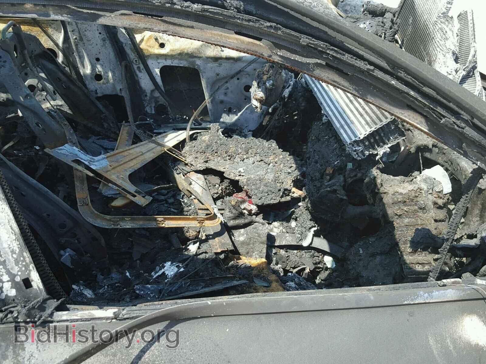 2011 AUDI A4 - VIN: WAUEFAFLXBN039757 - Фото 5