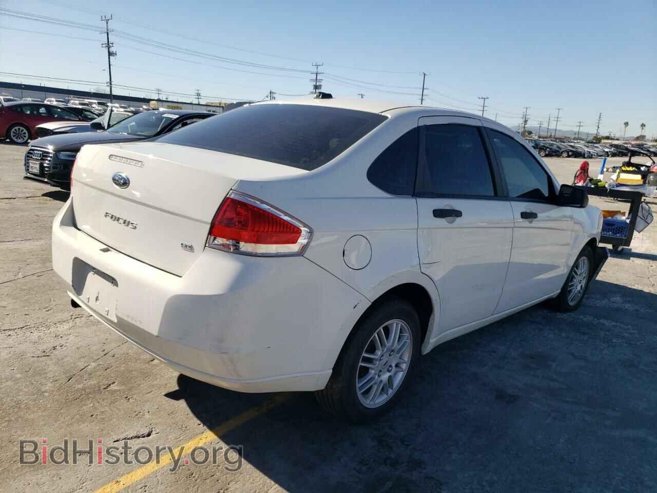 2010 FORD FOCUS - VIN: 1FAHP3FN3AW122701 - Фото 3