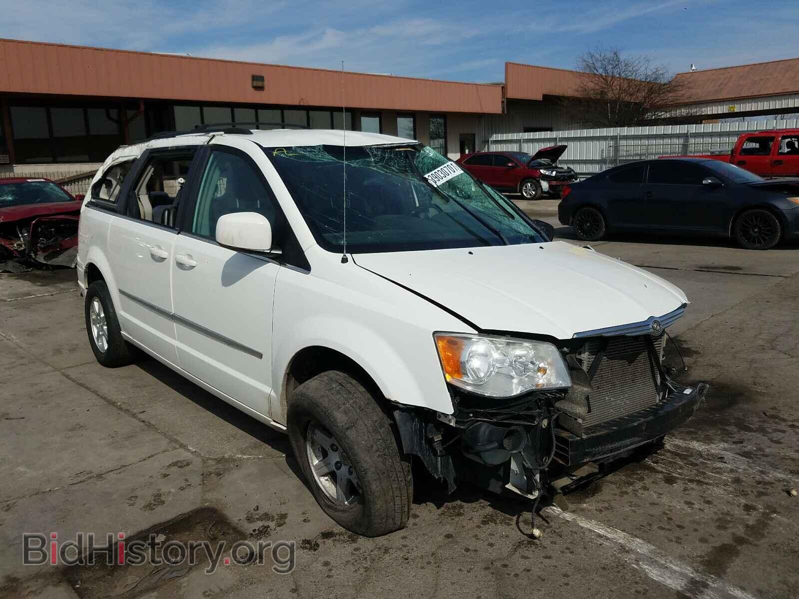 Фотография 2A4RR8D13AR480678 - CHRYSLER MINIVAN 2010