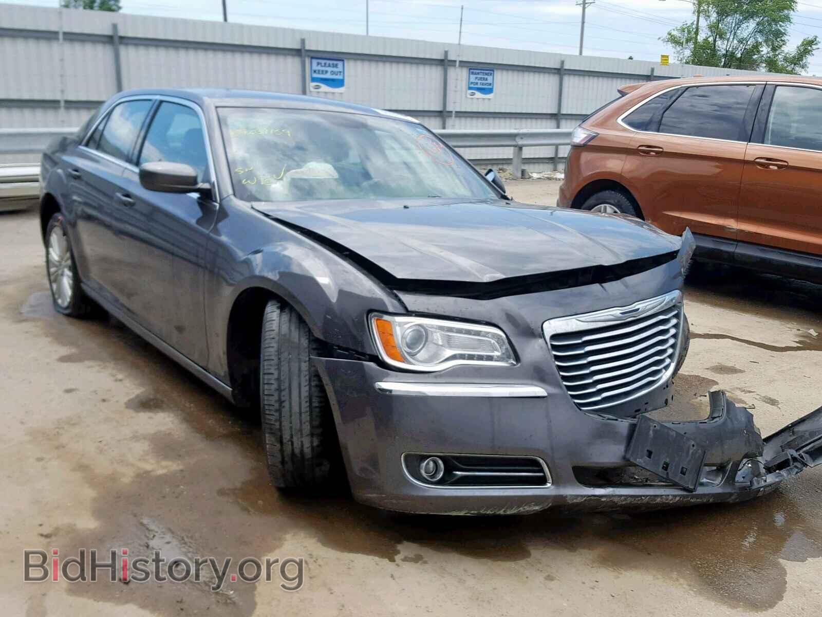 Photo 2C3CCARG8DH713437 - CHRYSLER 300 2013