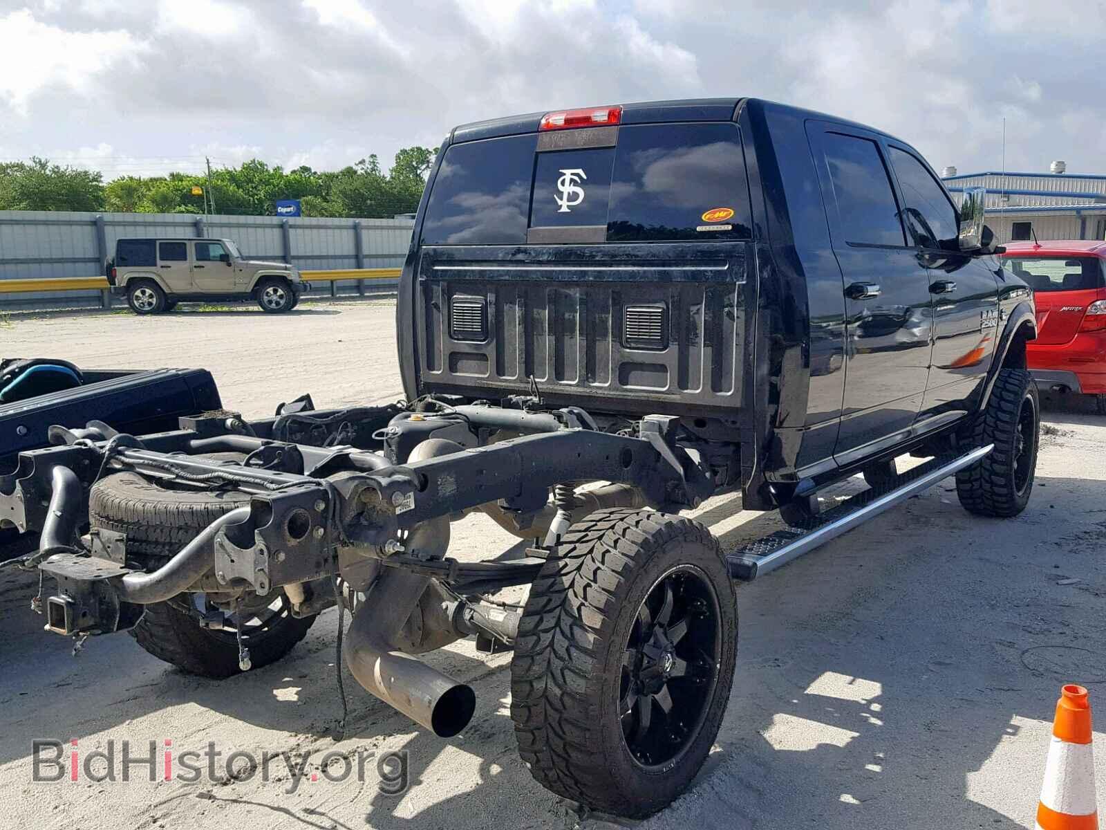 2013 RAM 2500 LARAM - VIN: 3C6UR5NL2DG516912 - Фото 4