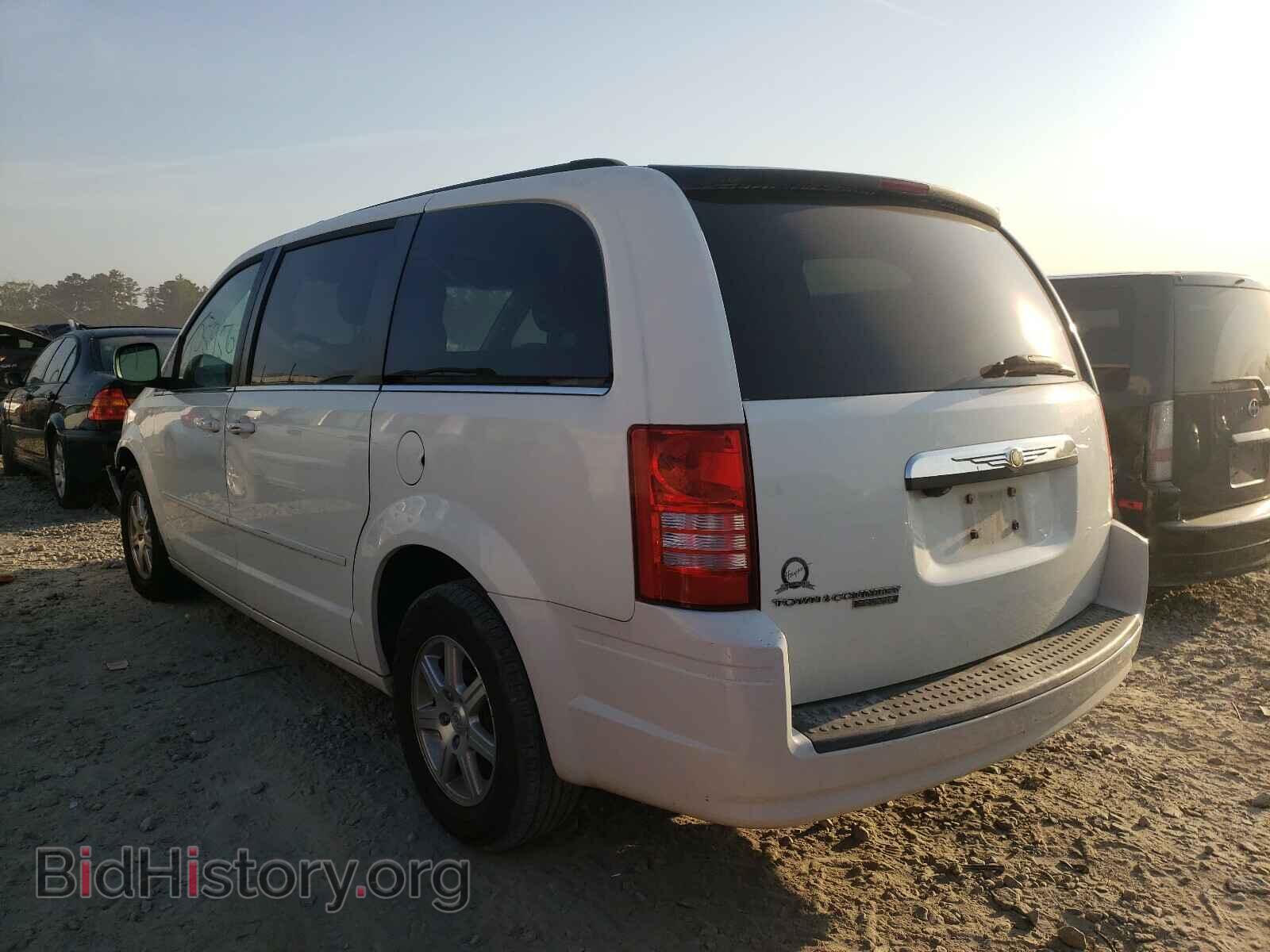2008 CHRYSLER MINIVAN - VIN: 2A8HR54P38R725437 - Фото 3