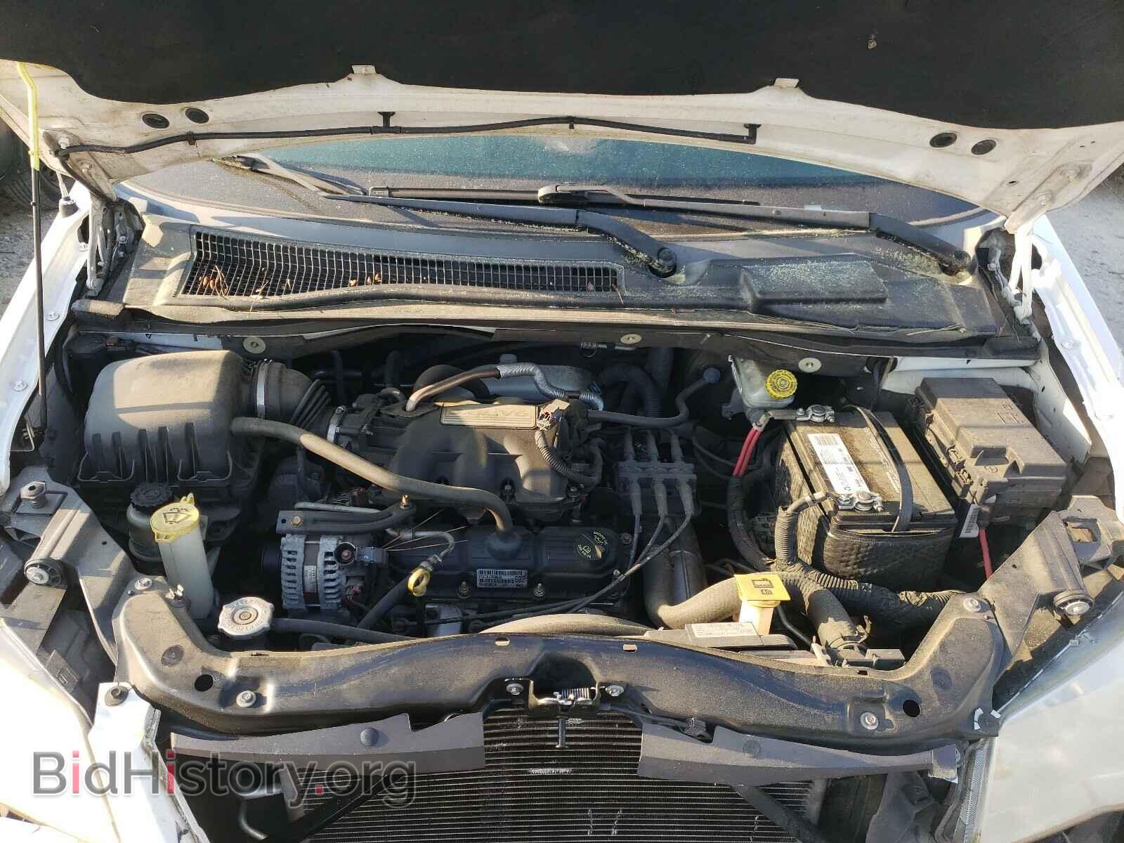 2008 CHRYSLER MINIVAN - VIN: 2A8HR54P38R725437 - Фото 7