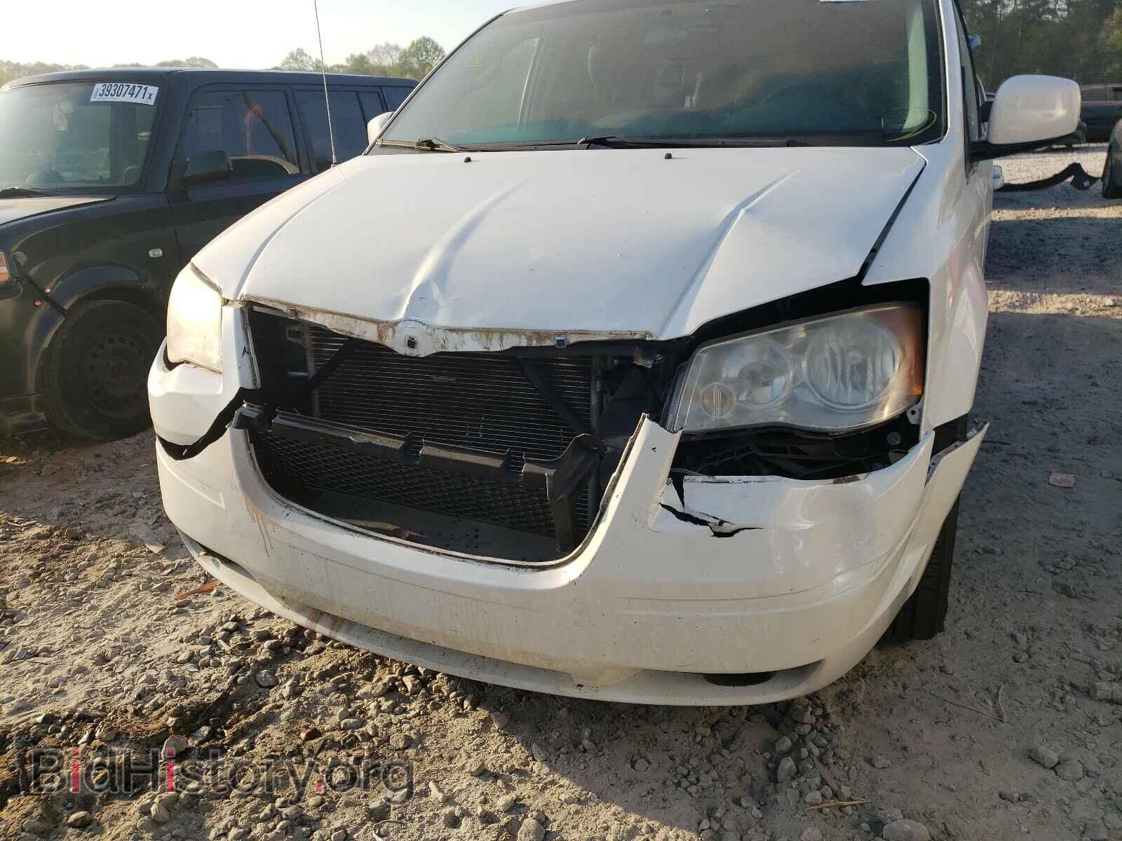 2008 CHRYSLER MINIVAN - VIN: 2A8HR54P38R725437 - Фото 9