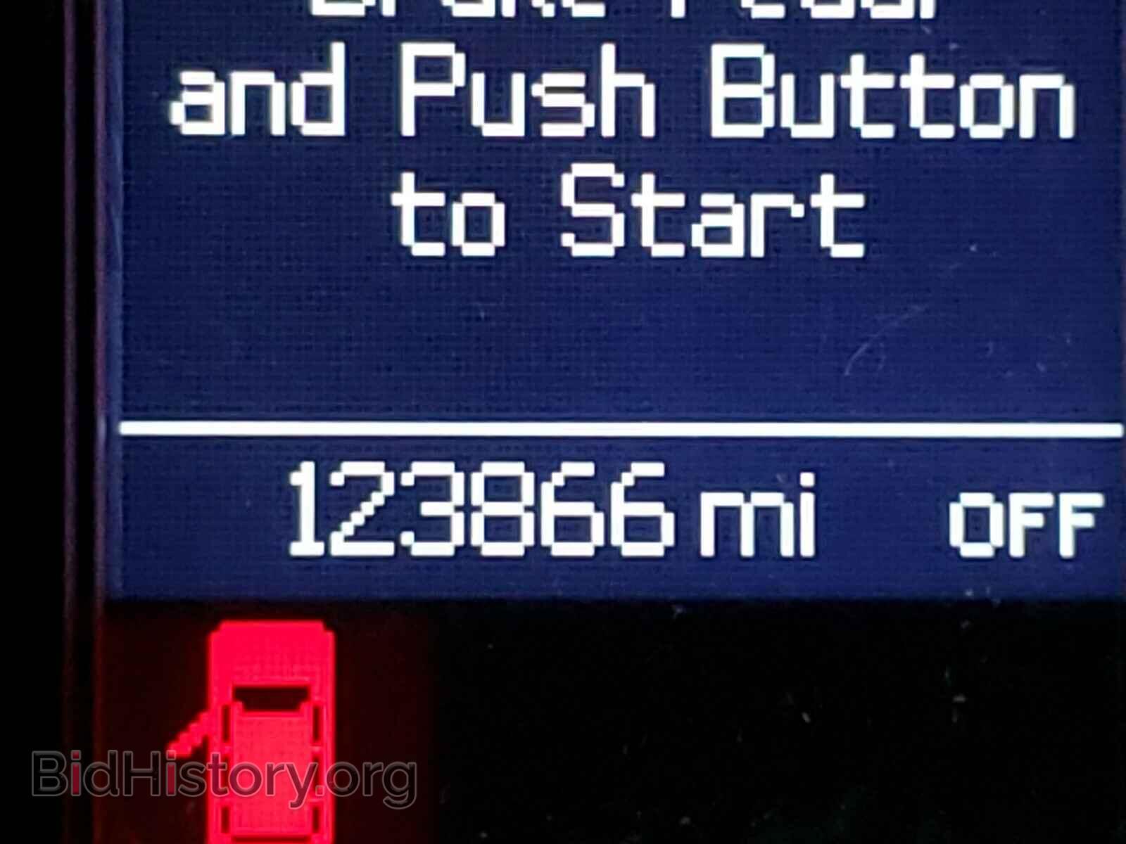 2012 CHRYSLER MINIVAN - VIN: 2C4RC1CG1CR416789 - Фото 8