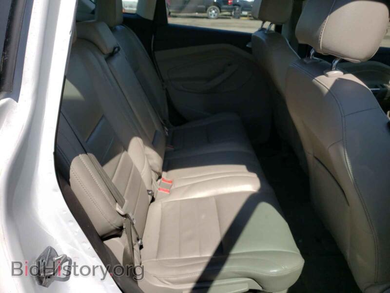 2015 Ford CMAX (VIN 1FADP5CU7FL112512) — фото 6 из 10