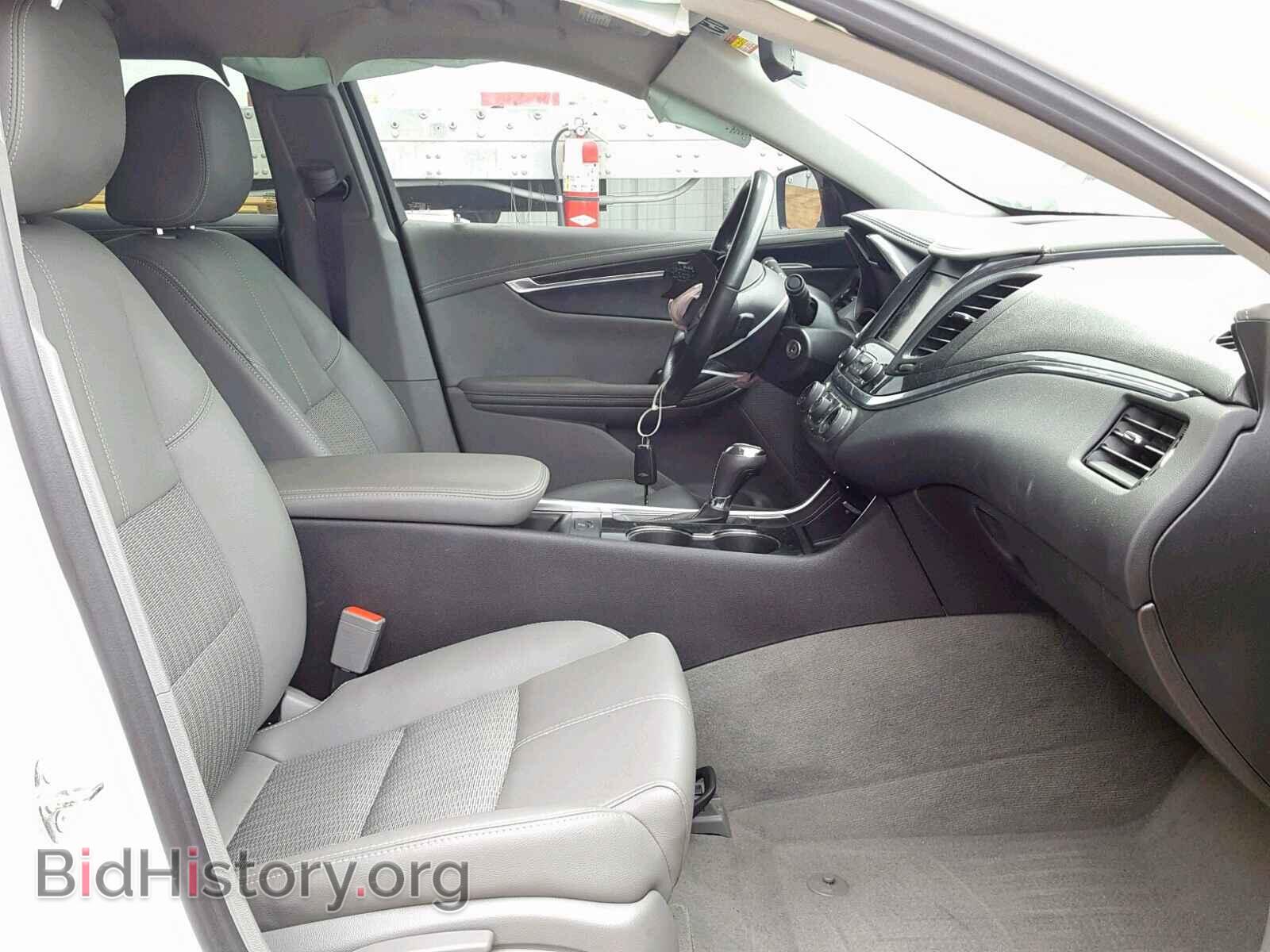 2017 CHEVROLET IMPALA - VIN: 1G1105S31HU212556 - Фото 5