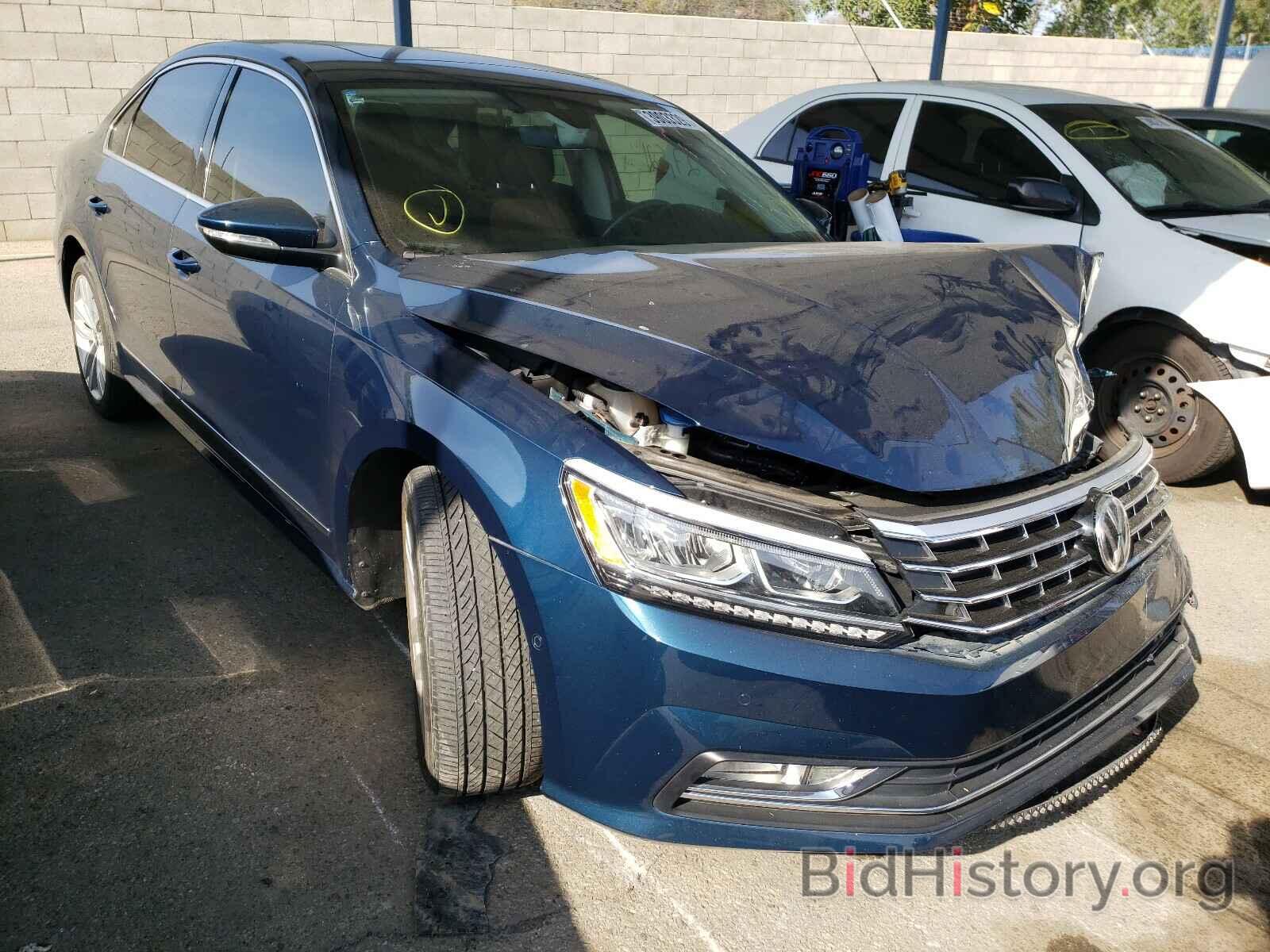 Photo 1VWCA7A32JC009999 - VOLKSWAGEN PASSAT 2018