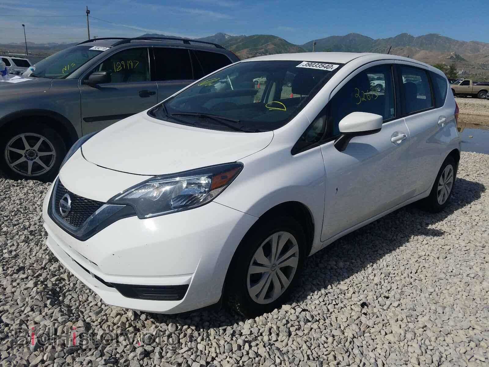 2018 NISSAN VERSA - VIN: 3N1CE2CP6JL366846 - Фото 2