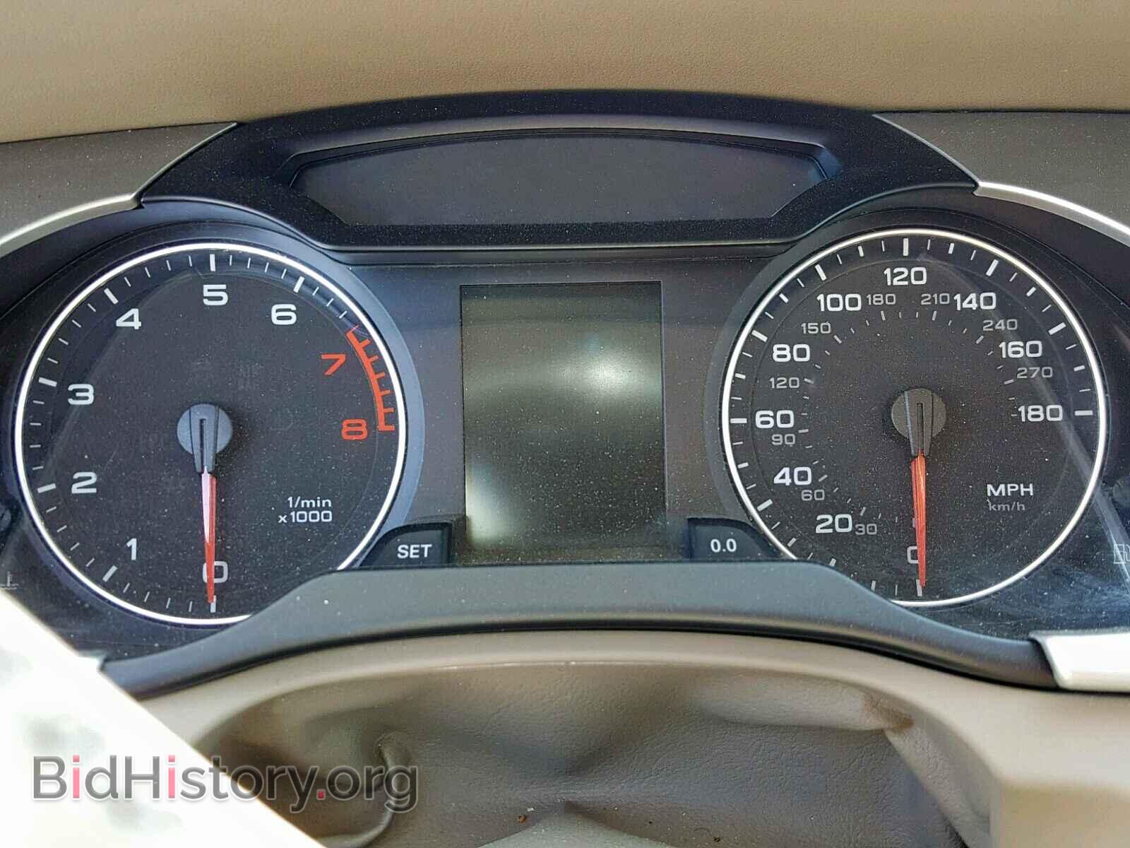 2011 AUDI A4 - VIN: WAUAFAFL2BN042361 - Фото 8