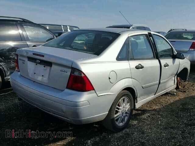 2005 FORD FOCUS - VIN: 1FAFP34NX5W117253 - Фото 4