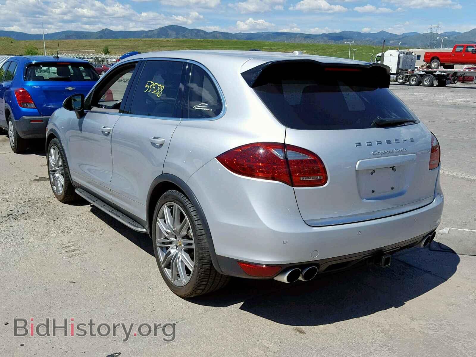 2011 PORSCHE CAYENNE TU - VIN: WP1AC2A29BLA85606 - Фото 3