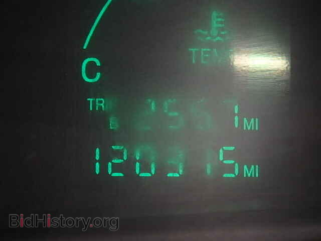 2002 CADILLAC DEVILLE - VIN: 1G6KD54Y62U207453 - Фото 8