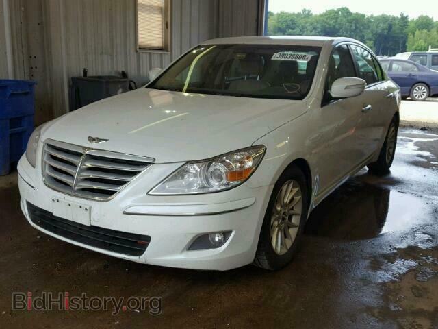 2011 HYUNDAI GENESIS - VIN: KMHGC4DE0BU136929 - Фото 2