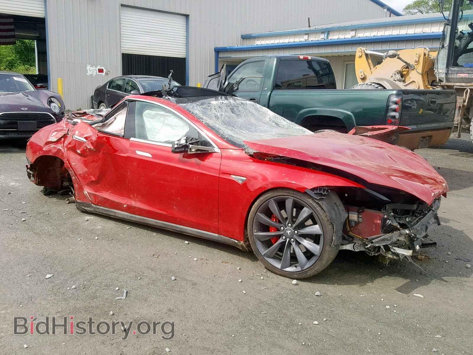 Фотография 5YJSA1E47FF114028 - TESLA MODEL S 2015
