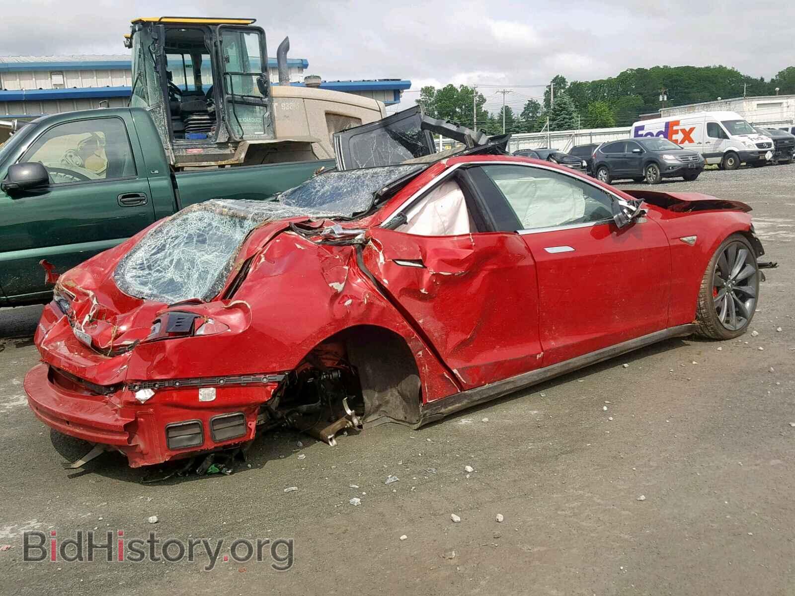 2015 TESLA MODEL S - VIN: 5YJSA1E47FF114028 - Фото 4