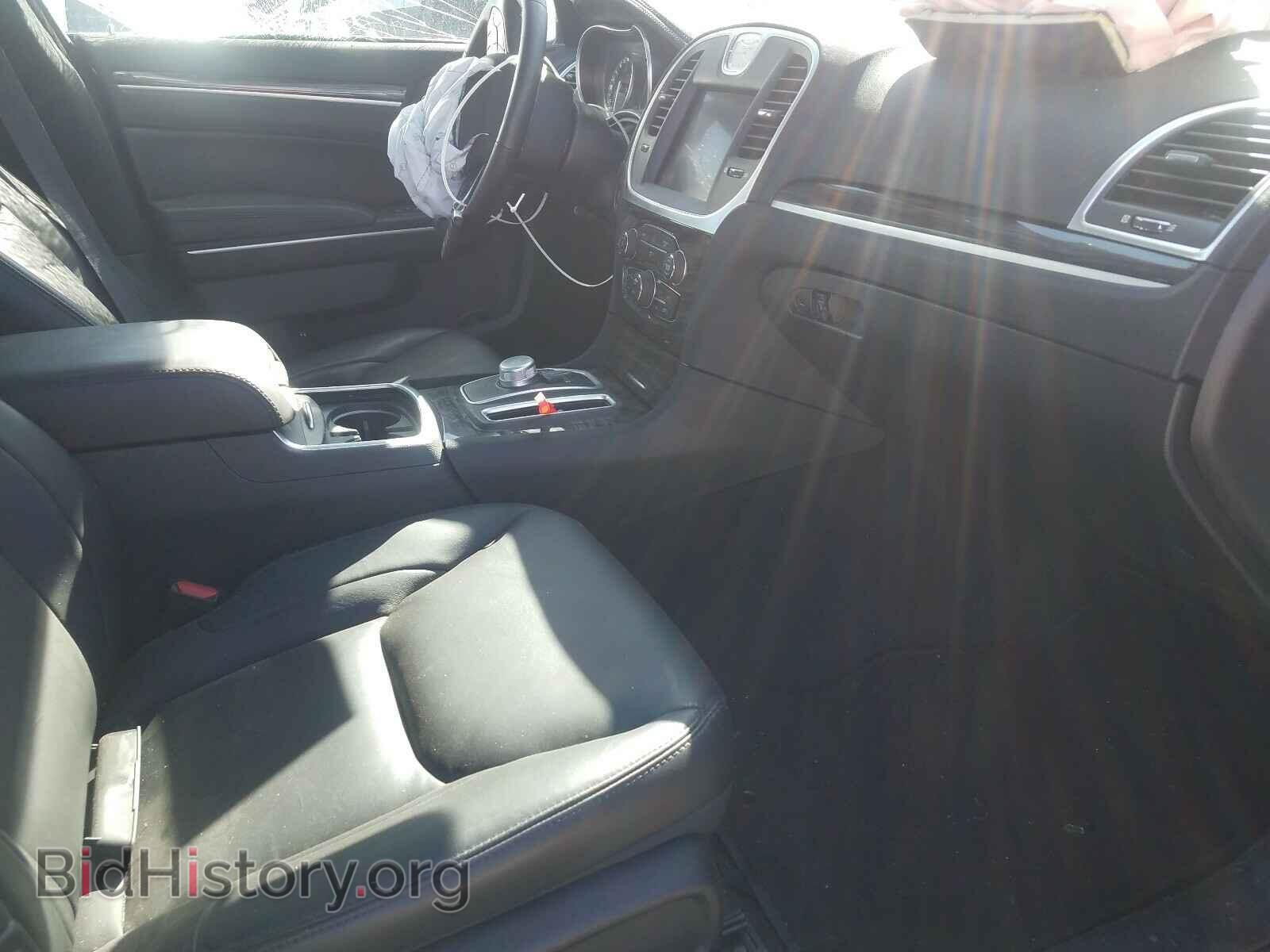 2019 CHRYSLER 300 - VIN: 2C3CCARG7KH556528 - Фото 5