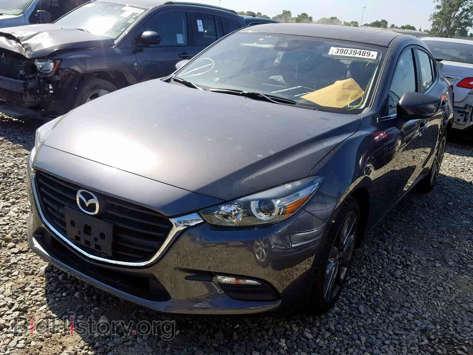 2018 MAZDA 3 - VIN: 3MZBN1V39JM185485 - Фото 2