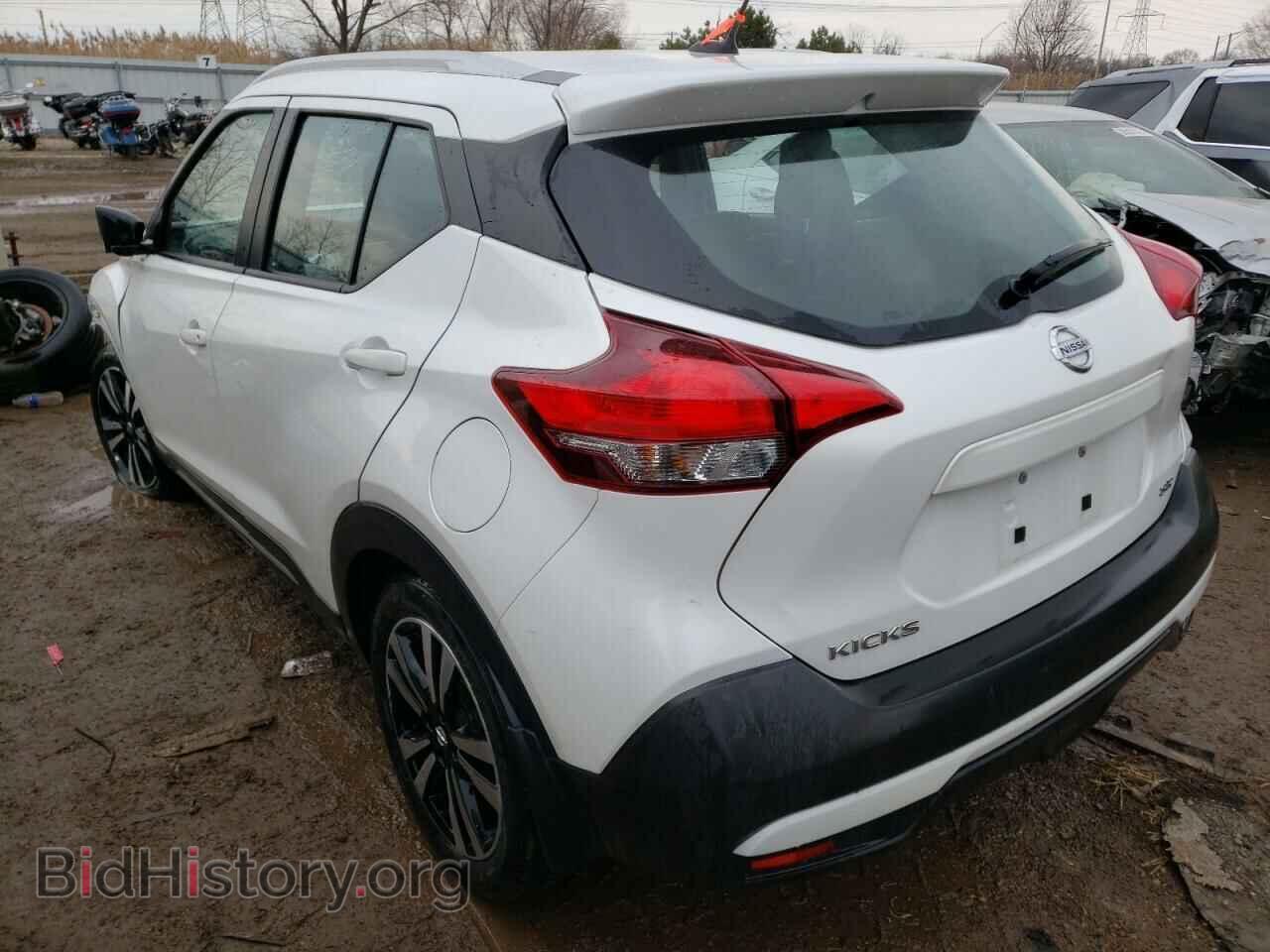 2019 NISSAN KICKS - VIN: 3N1CP5CU3KL545266 - Фото 3