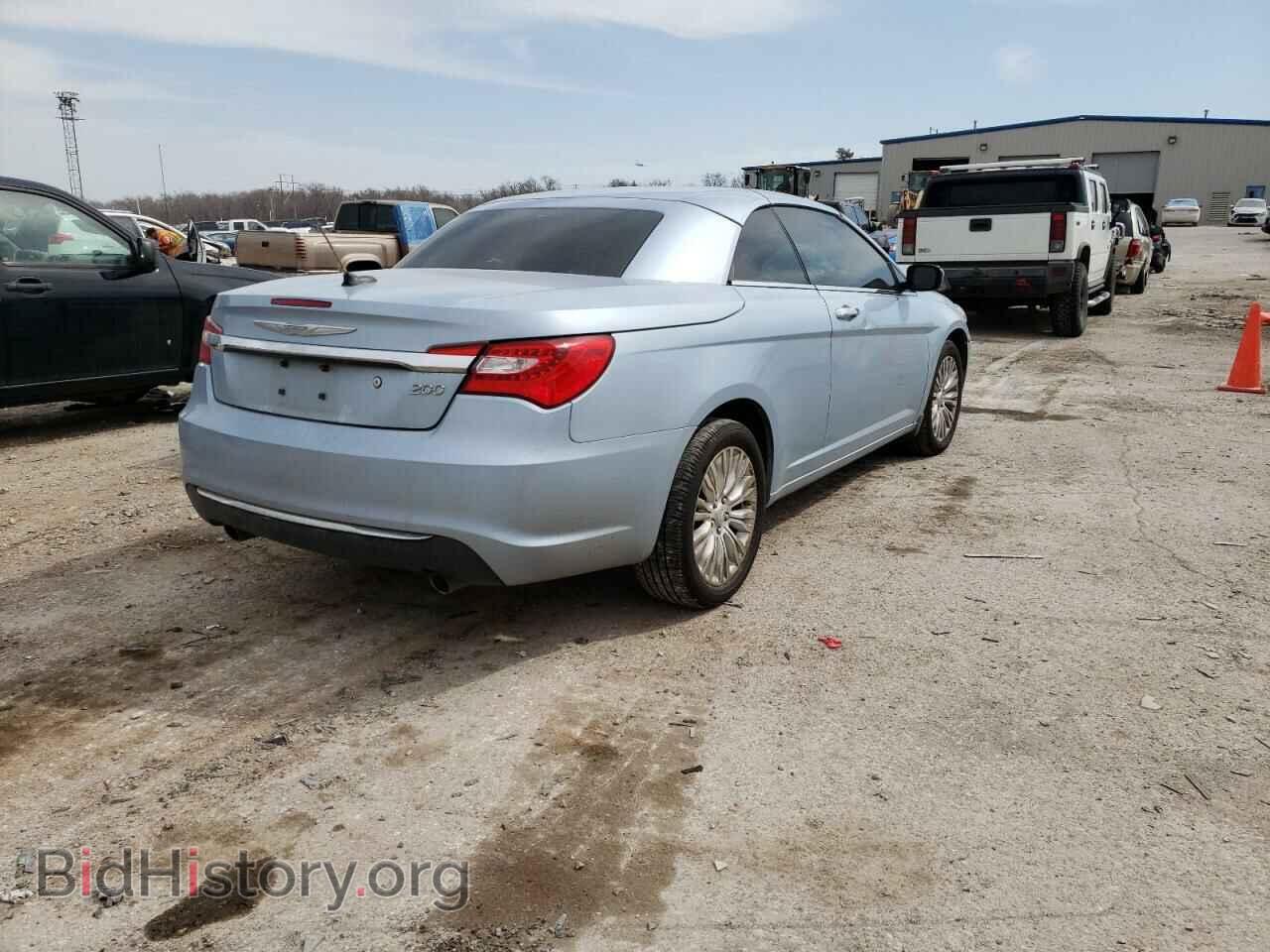 2014 CHRYSLER 200 - VIN: 1C3BCBFG3EN151736 - Photo 4