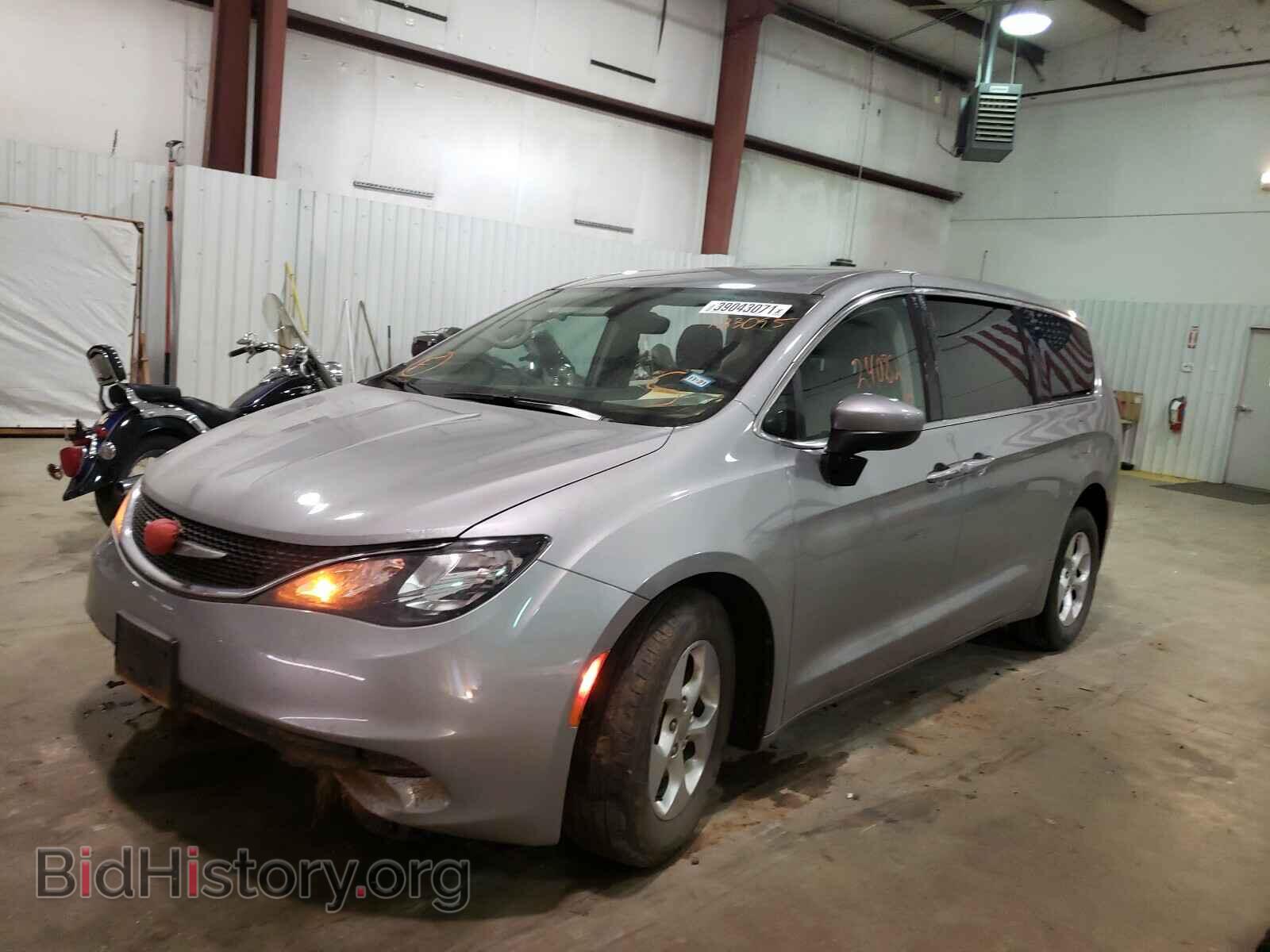 2017 CHRYSLER PACIFICA - VIN: 2C4RC1CG3HR723095 - Photo 2