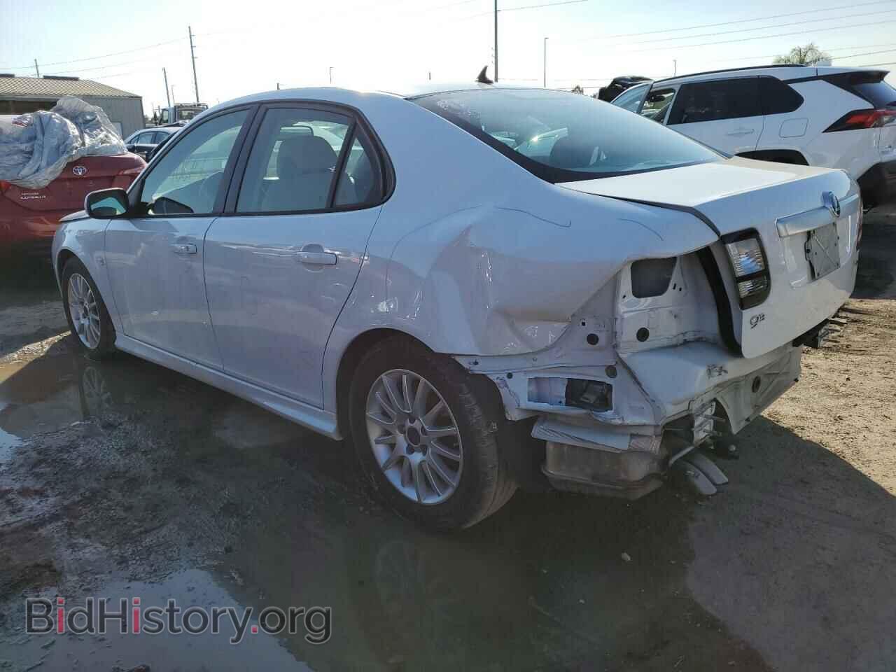 2011 SAAB 9 3 - VIN: YS3FA4MY9B1302519 - Photo 2