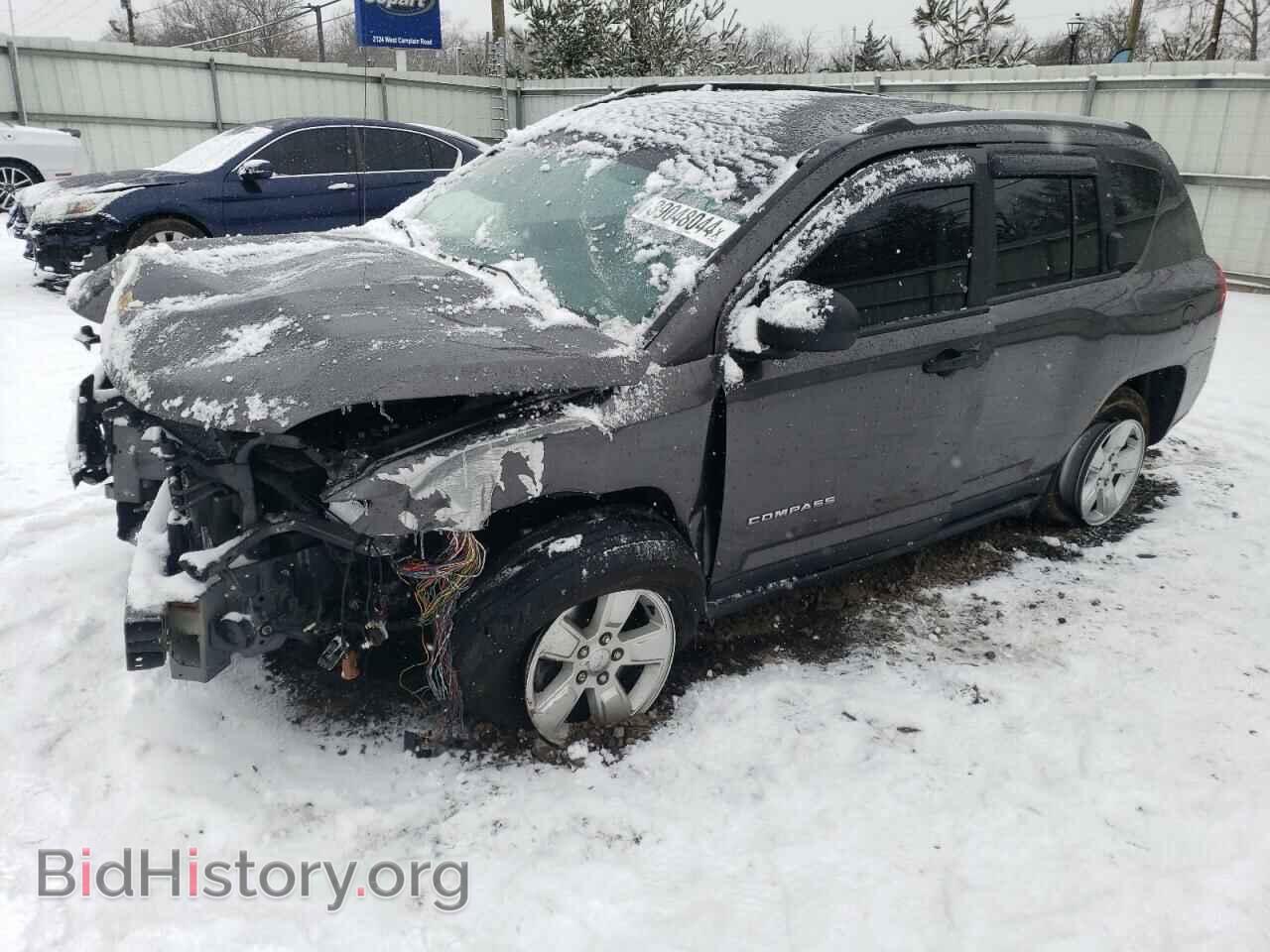 Фотография 1C4NJCBA2HD185313 - JEEP COMPASS 2017