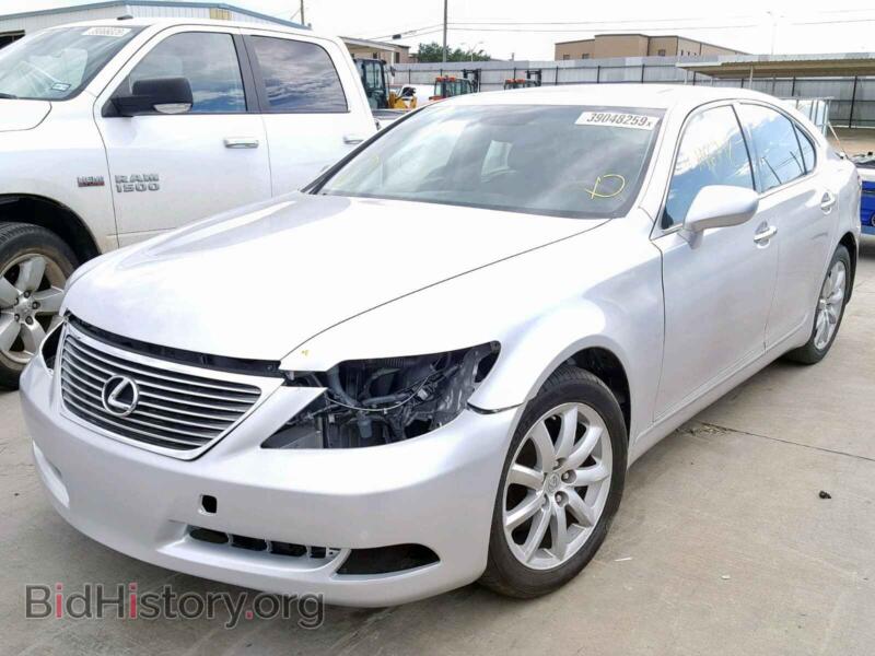 2007 Lexus LS460 (VIN JTHBL46F775049078) — фото 2 из 10