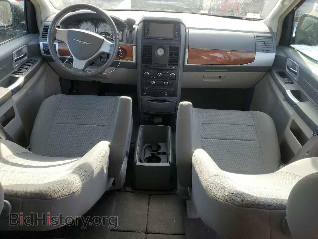 2008 CHRYSLER MINIVAN - VIN: 2A8HR54PX8R736743 - Фото 8