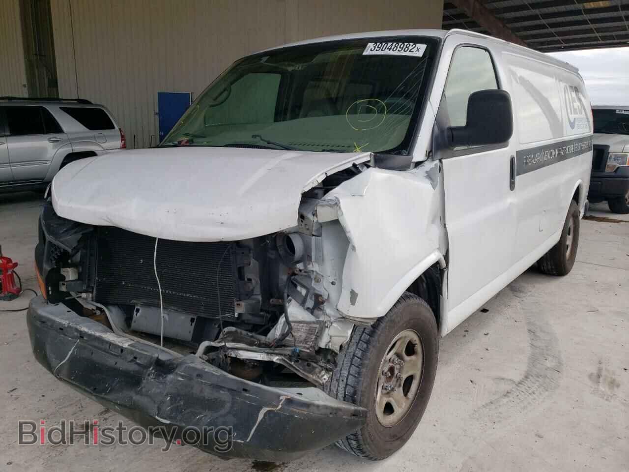 2006 CHEVROLET EXPRESS - VIN: 1GCFG15X261191313 - Фото 2