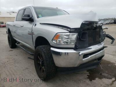 2015 RAM 2500 2500 SLT, серебристый — VIN 3C6UR5DL1FG681614, Copart