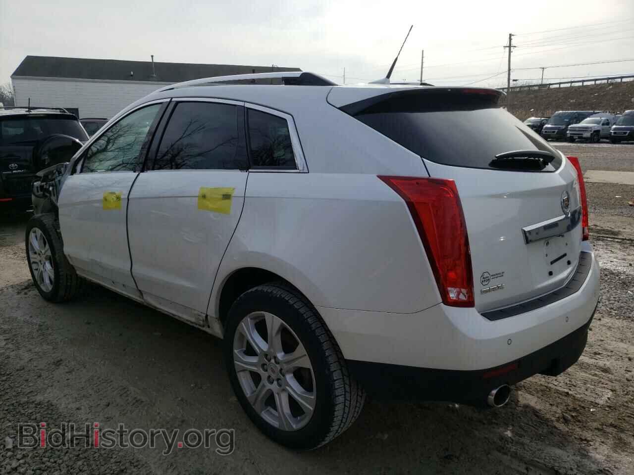 2014 CADILLAC SRX - VIN: 3GYFNDE3XES526653 - Фото 2