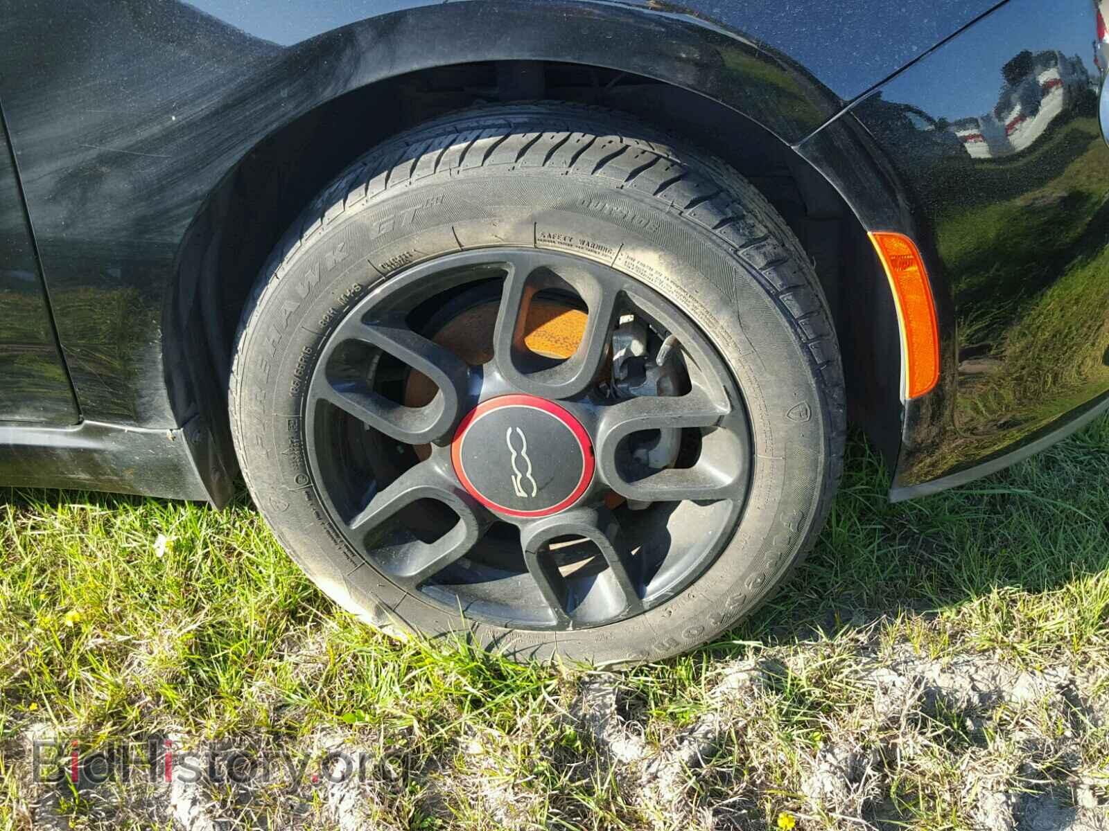 2015 FIAT 500 - VIN: 3C3CFFAR7FT624986 - Фото 4
