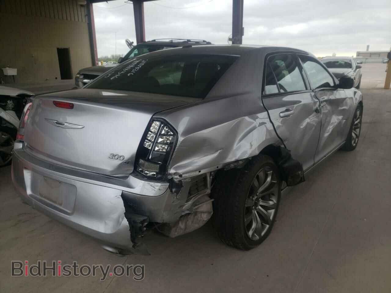 2014 CHRYSLER 300 - VIN: 2C3CCABG9EH228977 - Фото 4