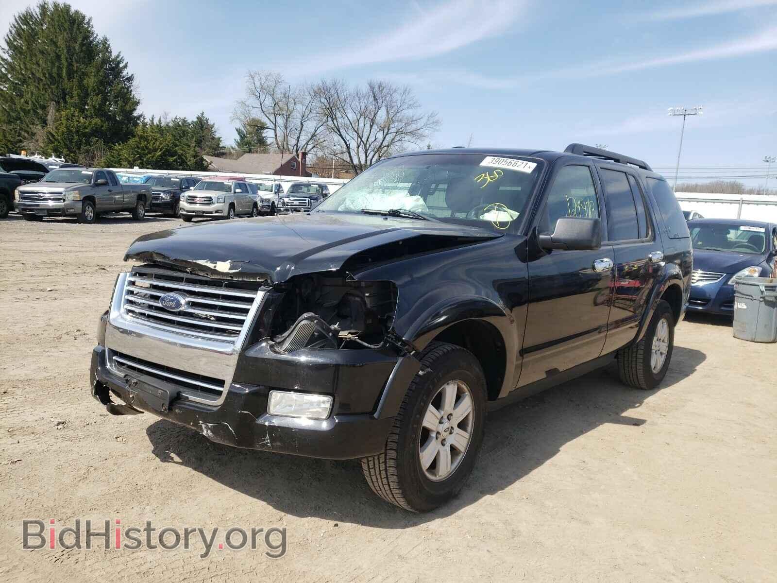 2010 FORD EXPLORER - VIN: 1FMEU6DE8AUA66868 - Photo 2