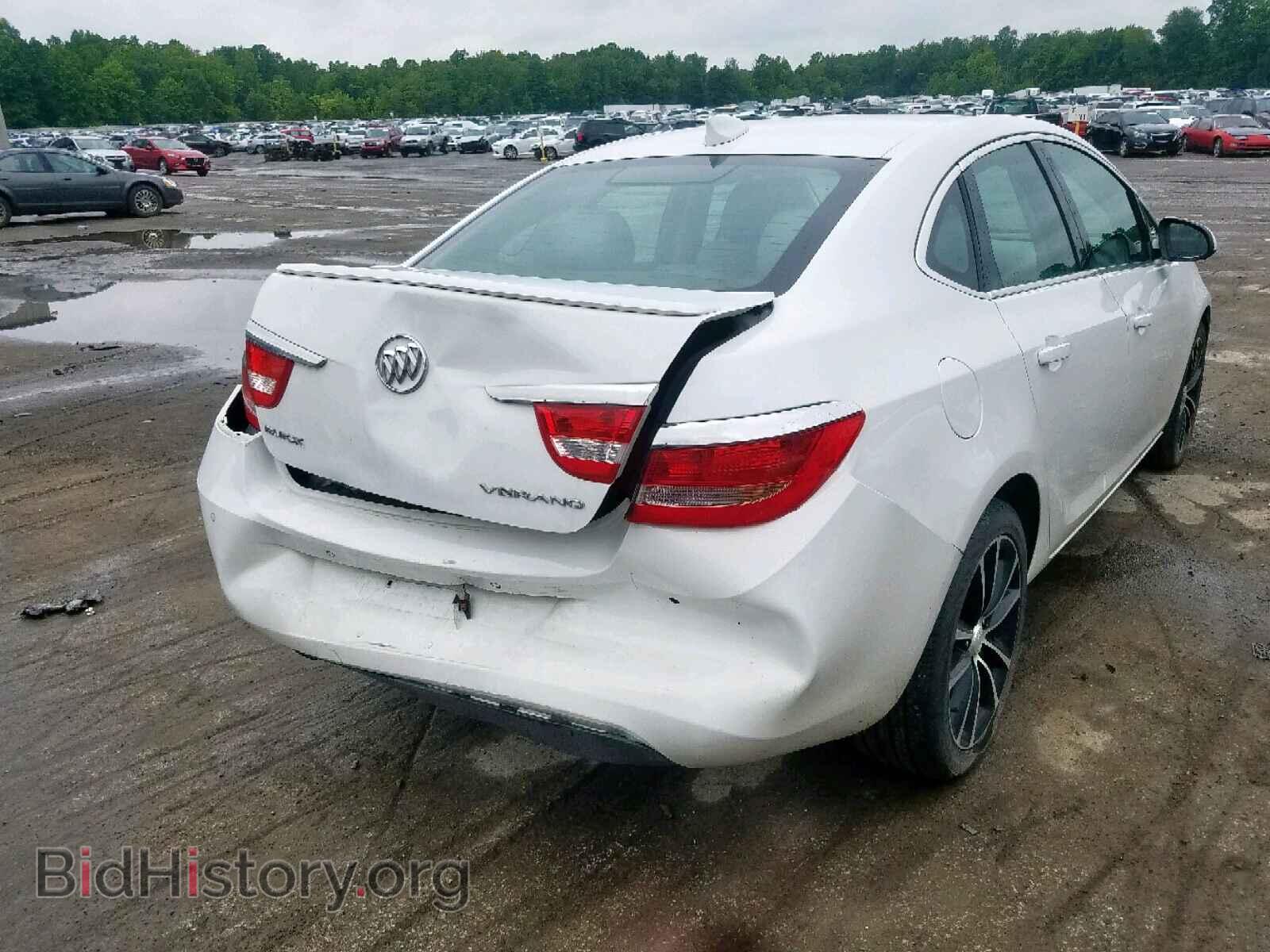 2017 BUICK VERANO - VIN: 1G4PR5SKXH4109727 - Фото 4