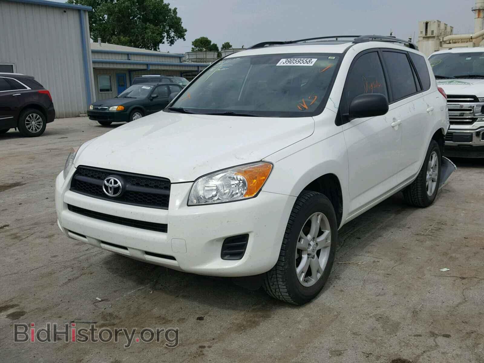 2011 TOYOTA RAV4 - VIN: 2T3ZF4DV5BW100516 - Фото 2