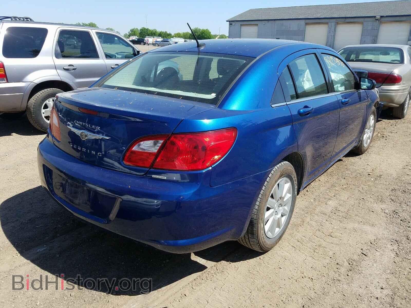 2010 CHRYSLER SEBRING - VIN: 1C3CC4FB2AN118595 - Фото 4