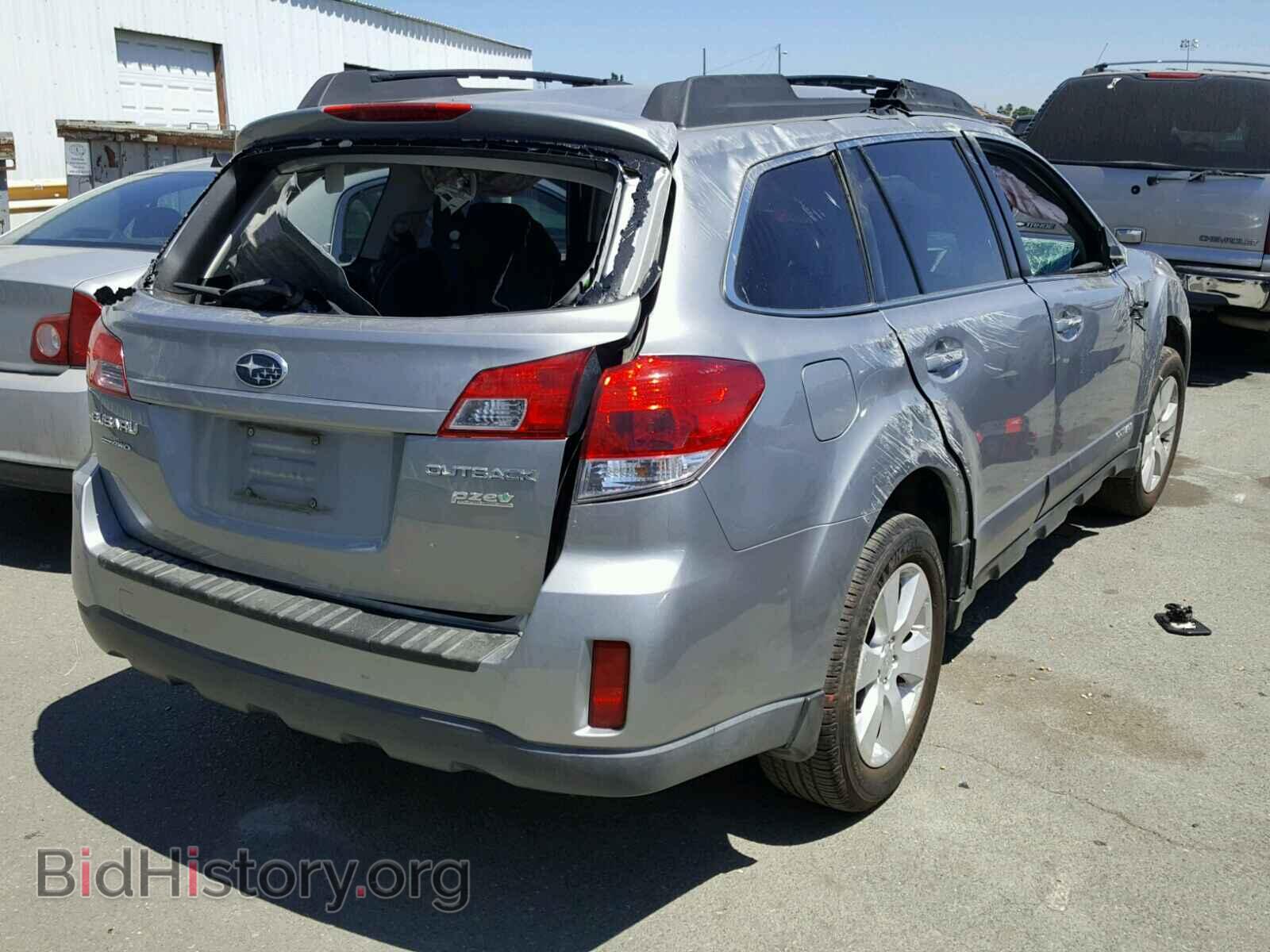 2011 SUBARU OUTBACK - VIN: 4S4BRBCC0B3340634 - Photo 4