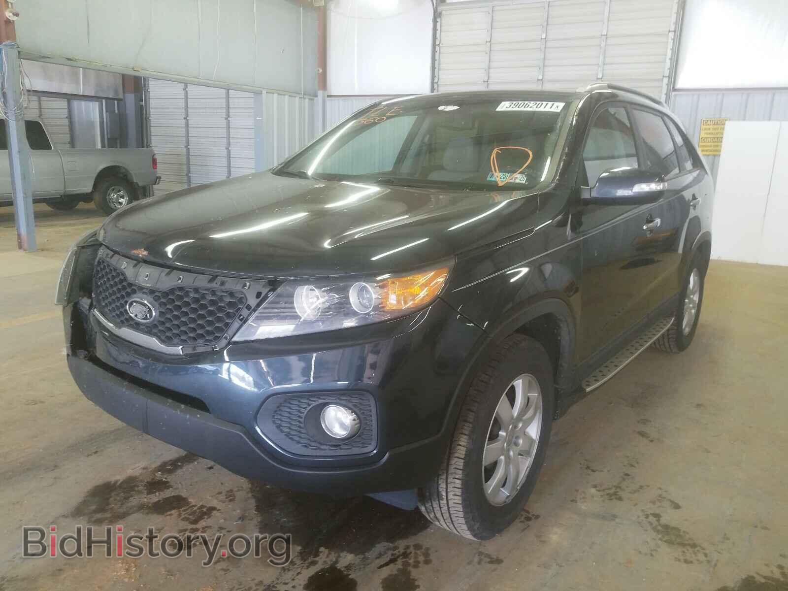 2012 KIA SORENTO - VIN: 5XYKTDA68CG282333 - Фото 2