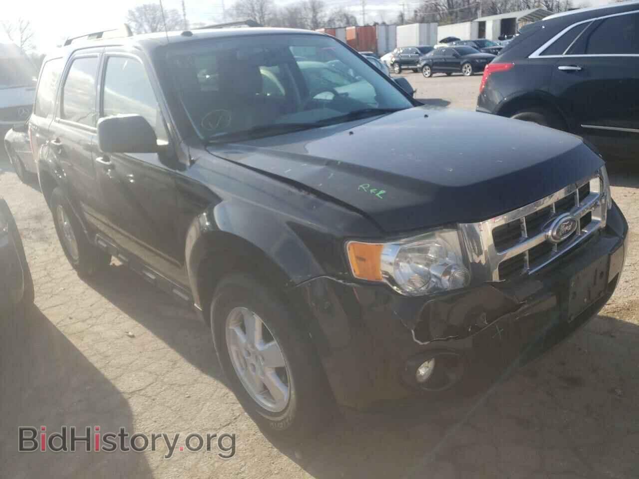 Фотография 1FMCU0D79BKA75842 - FORD ESCAPE 2011